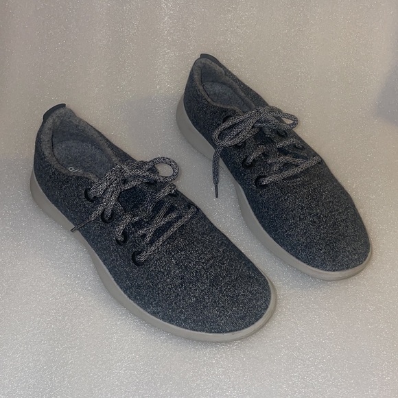 Allbirds Men’s Wool Sneakers - Picture 2 of 7